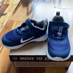 Nike Revolution 6 NN  SZ 8c